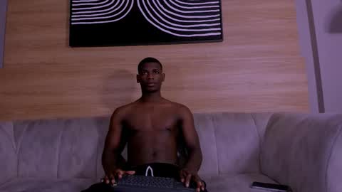 Snapshot of steelssavage chatting on 12.01.25 steelssavage online show from 12.01.25