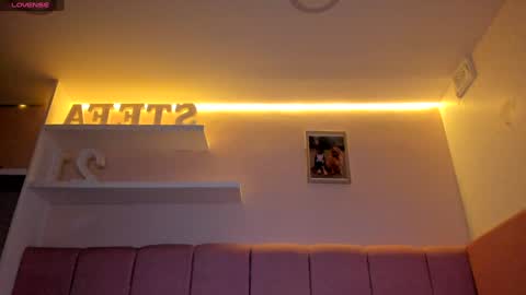 Stefa Gomez  online show from 01.12.25