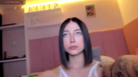 Stefa Gomez  online show from 02.08.25