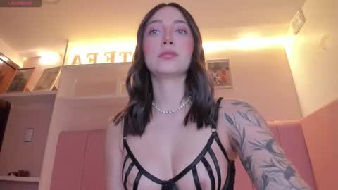 Stefa Gomez  online show from 03.15.26