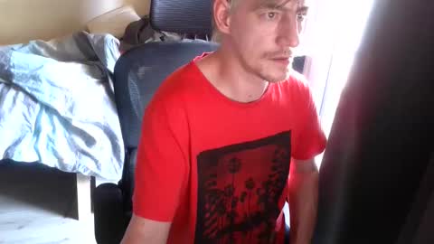 Snapshot of stefan302 chatting on 05.24.26 hornywixer20cm online show from 05.24.26
