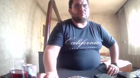 Stefan online show from 10.25.25