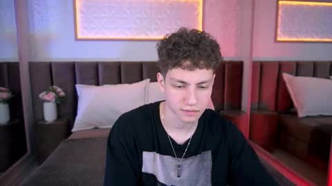 Esrefan online show from 02.07.26