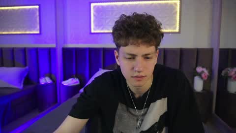 Snapshot of stefanbev chatting on 03.27.26 Esrefan online show from 03.27.26