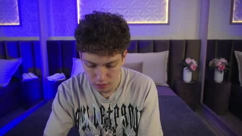 Snapshot of stefanbev chatting on 04.01.26 Esrefan online show from 04.01.26