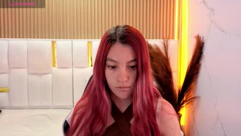 Stefania tp    730am - 1400 pm online show from 02.25.26