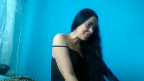Snapshot of stefaniyax chatting on 10.12.25 stefaniyax online show from 10.12.25