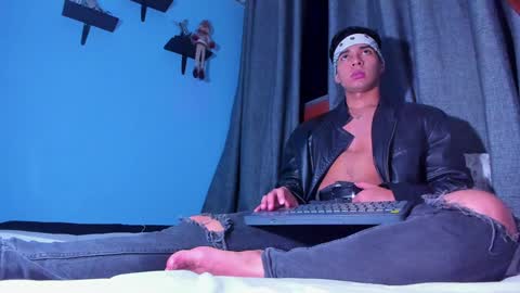 Stefann Salvatore online show from 01.20.25