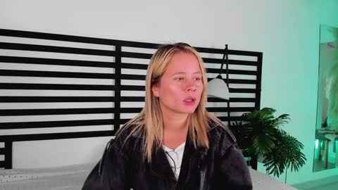 Stefanny   online show from 01.21.25