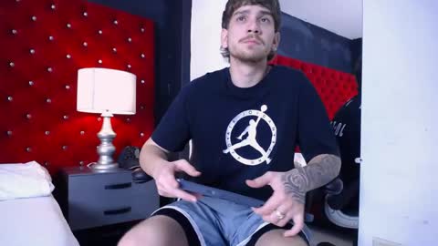 S T E F A N O  online show from 06.05.26