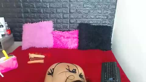 Stefan online show from 12.20.24