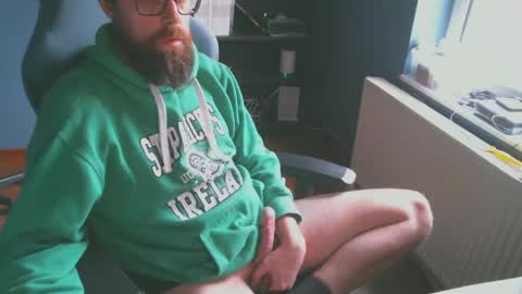 Snapshot of stefffg chatting on 02.15.25 MeStef online show from 02.15.25