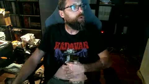 Snapshot of stefffg chatting on 09.18.25 MeStef online show from 09.18.25