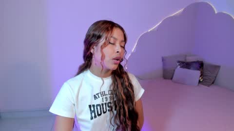 stefie online show from 12.17.24