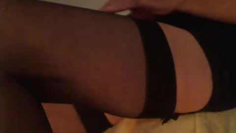 Snapshot of stefison chatting on 10.05.25 stefan online show from 10.05.25