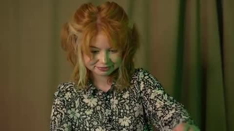 Snapshot of stela_vanila chatting on 09.18.25 Stella online show from 09.18.25