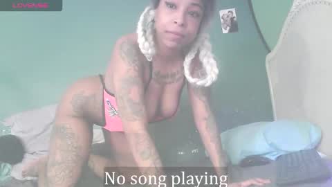 Snapshot of stella_clitella chatting on 02.18.26 Stella Clitella online show from 02.18.26