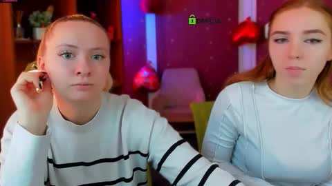 Snapshot of stella_flower chatting on 02.11.26 stella_flower online show from 02.11.26