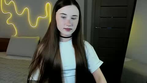 stella_sunny online show from 12.17.25