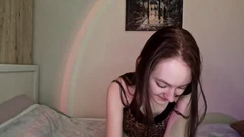 Snapshot of stellafalt chatting on 11.28.25 Stella online show from 11.28.25