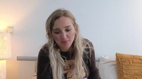 StellaFlowerPower online show from 11.06.25