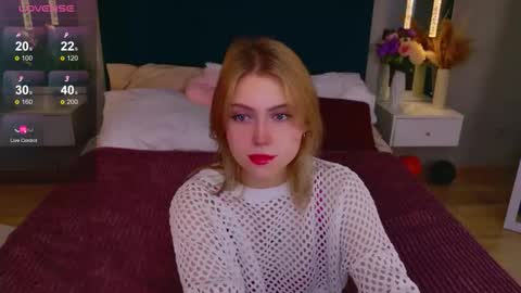 Stella 3 online show from 11.08.25