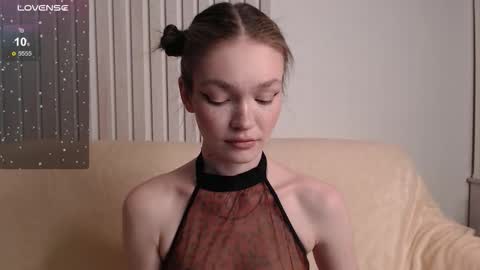 Snapshot of stellapayne chatting on 12.13.25 stellapayne online show from 12.13.25