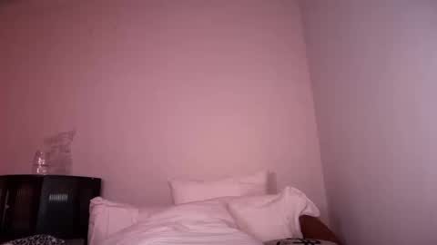 stellapearl online show from 10.12.25