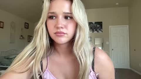 stellaraexox online show from 09.17.25