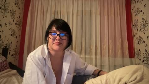 Snapshot of stellarteam chatting on 01.27.25 StellarTeam online show from 01.27.25