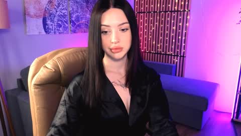 Snapshot of stellary_shy chatting on 12.31.24 Stellary online show from 12.31.24