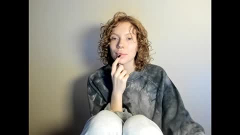 S T E L L A online show from 11.28.25