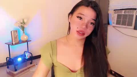 Snapshot of stellaxtemptationx chatting on 10.19.25 Stella sweet online show from 10.19.25