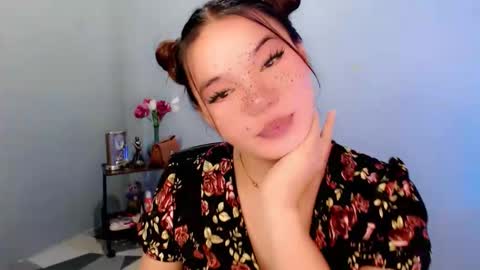 Snapshot of stellaxtemptationx chatting on 11.09.25 Stella sweet online show from 11.09.25