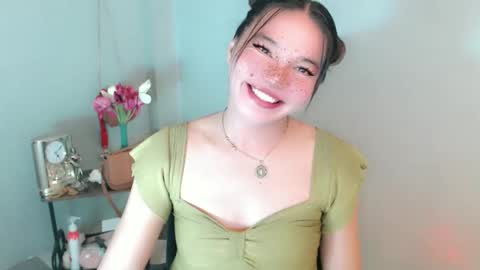 Snapshot of stellaxtemptationx chatting on 12.05.25 Stella sweet online show from 12.05.25