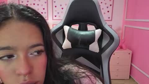 Stephania online show from 09.16.25