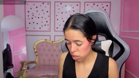 Stephania online show from 02.14.26