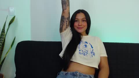 Stephanie  online show from 12.02.25