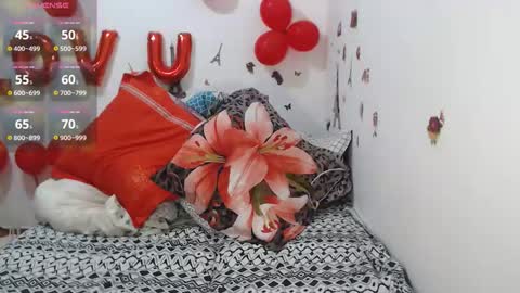 Snapshot of stephaniewild chatting on 03.24.26 Stephanie online show from 03.24.26