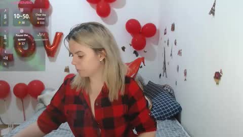 Snapshot of stephaniewild chatting on 03.26.26 Stephanie online show from 03.26.26