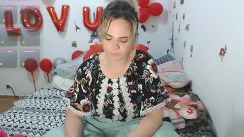 Stephanie   online show from 05.21.26