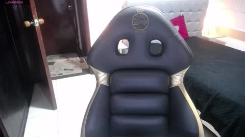 stephany_rodriguez_ online show from 11.30.25