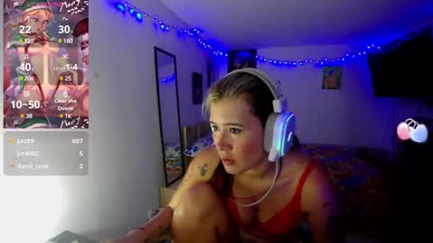 Stephany  independient model  online show from 12.20.24