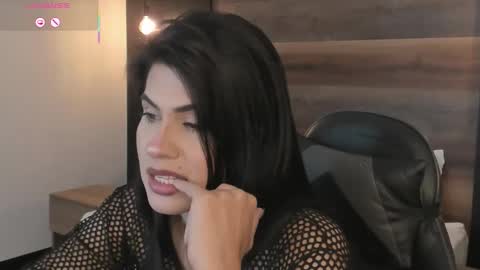 S T E P H A N Y A online show from 03.05.26