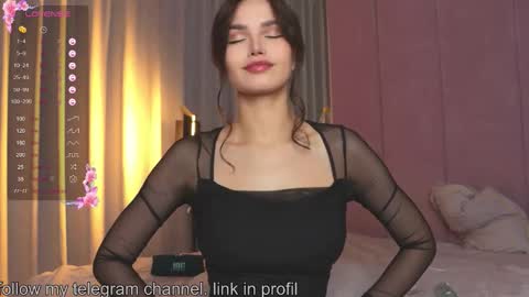 Anna online show from 12.16.25