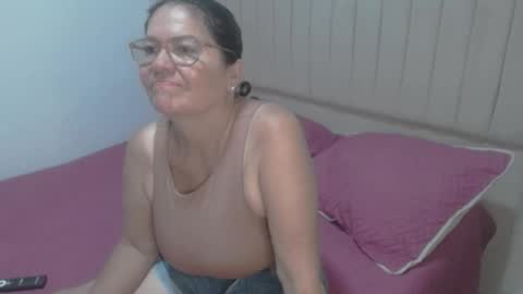 Angie mature online show from 04.12.26