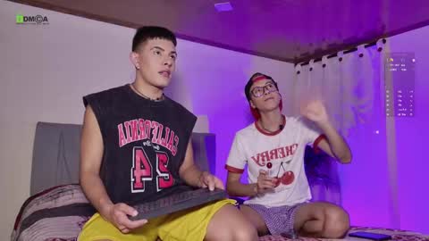 Snapshot of steveen_1604 chatting on 11.16.25 Stevenn online show from 11.16.25