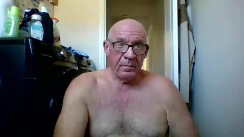 stevejons47 online show from 09.24.25