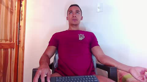Snapshot of steven_modelo69 chatting on 02.09.25 steven_modelo69 online show from 02.09.25