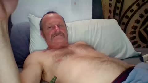 steviehard7 online show from 11.17.25